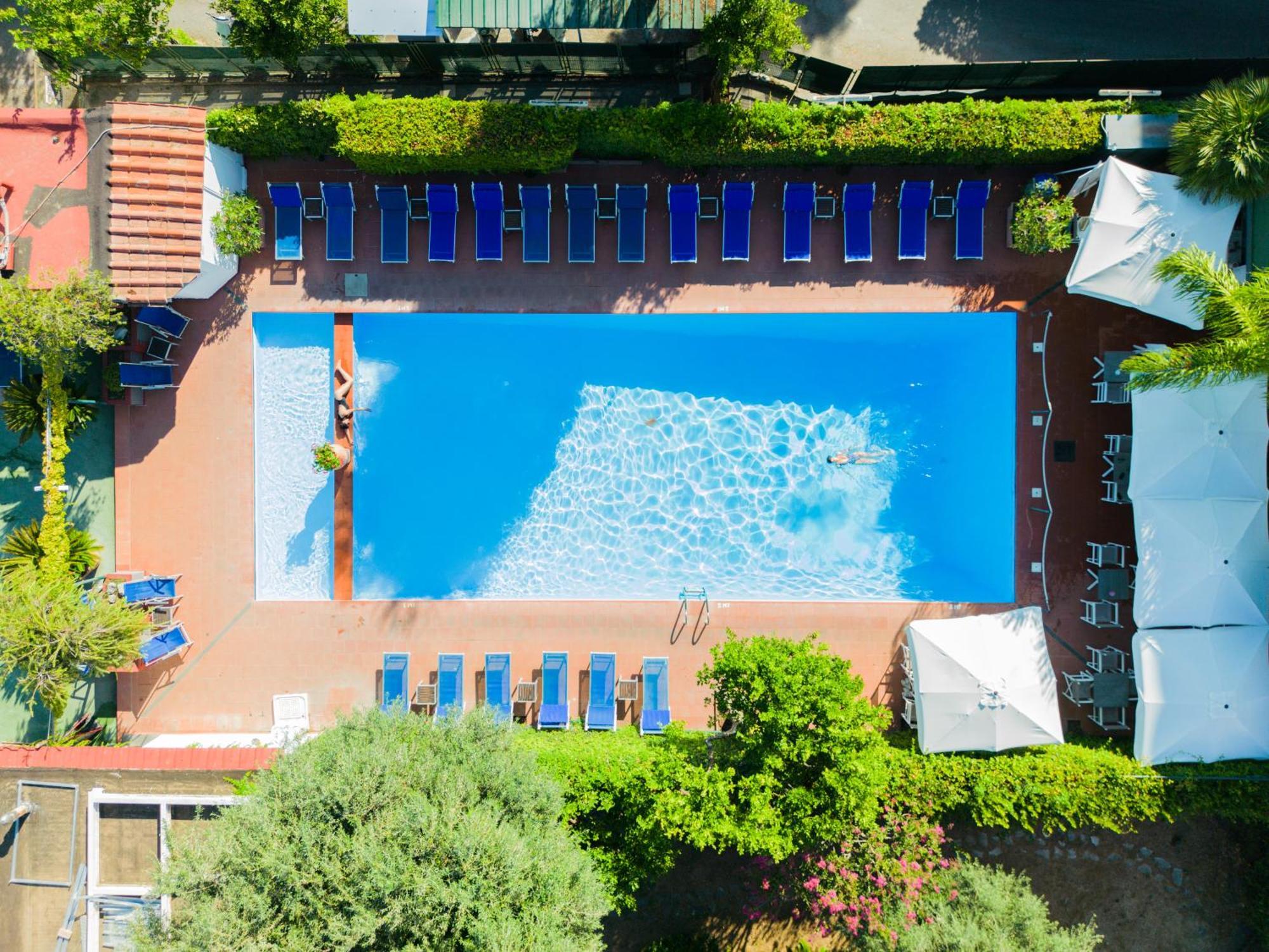 Hotel Central Sorrento Esterno foto