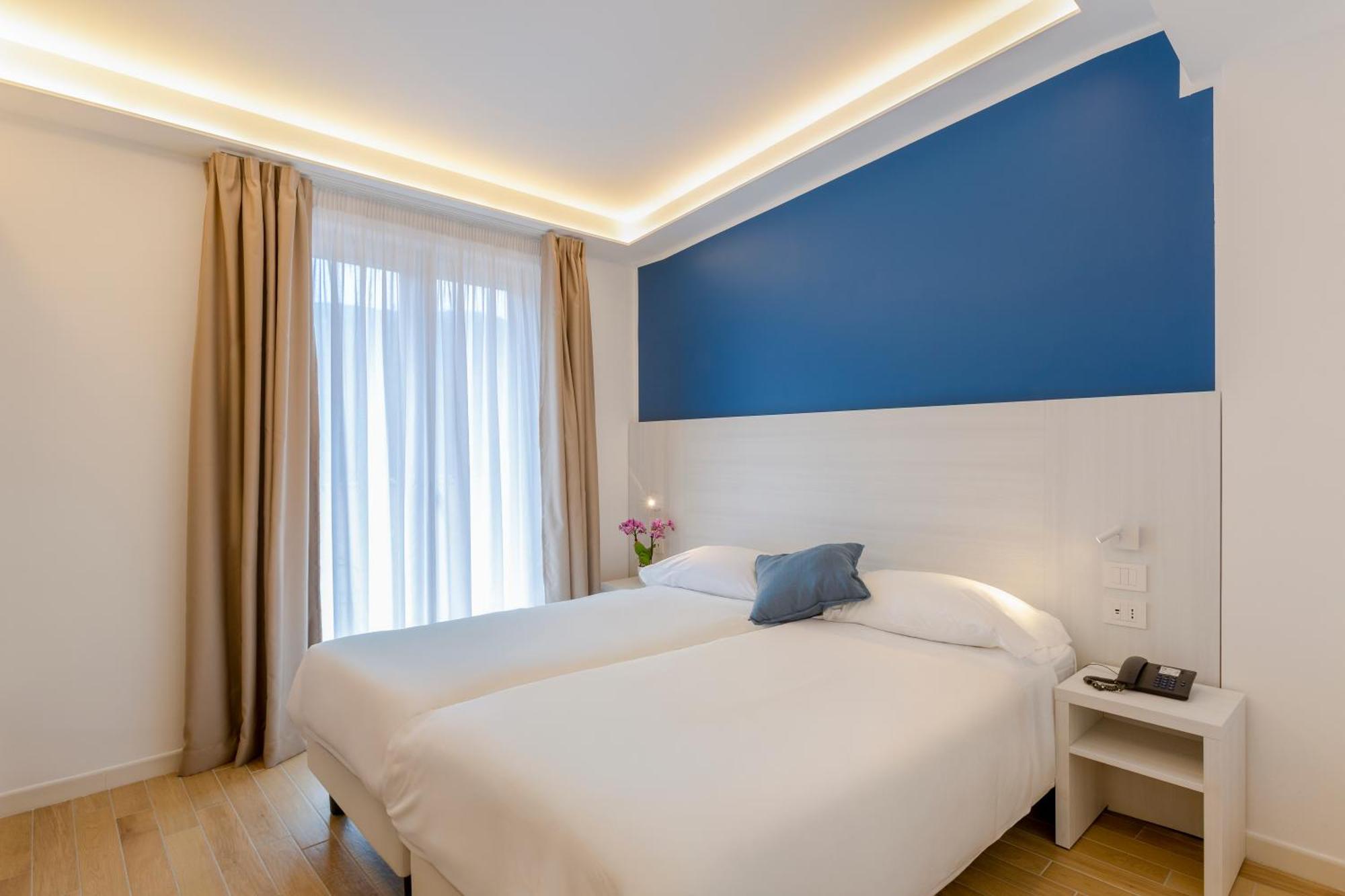 Hotel Central Sorrento Esterno foto