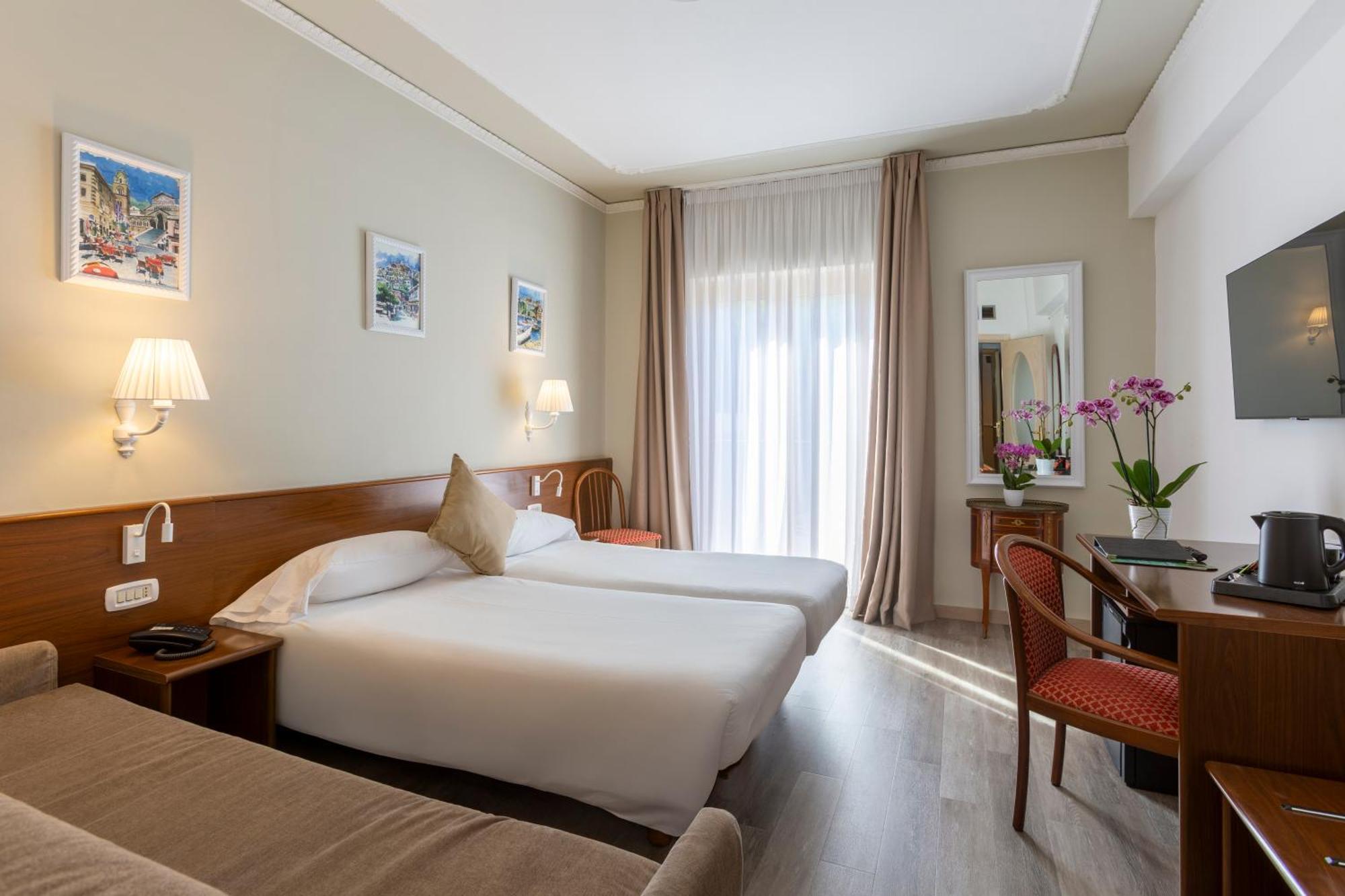 Hotel Central Sorrento Esterno foto